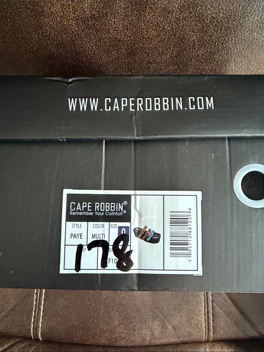 •CAPE ROBBIN• “Paye” Buckle Platform Rhinestone Slide Sandals-Multi // NIB - Picture 14 of 15
